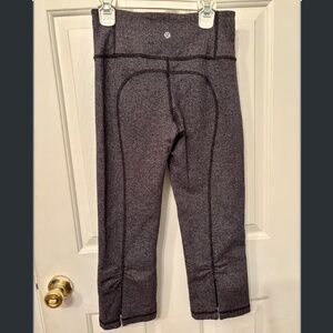 Lululemon Crop Flare Herringbone Leggings with calf slit - EUC size 4